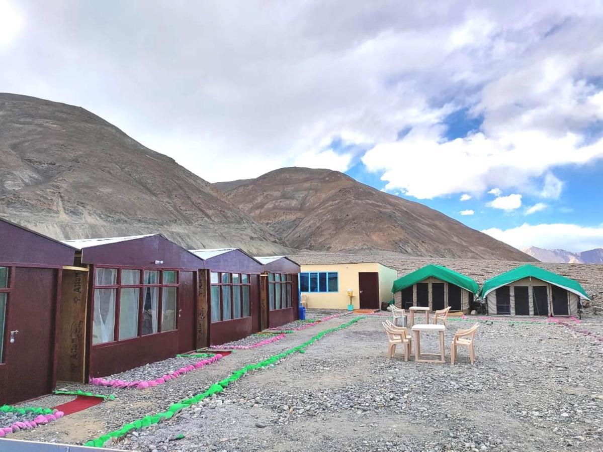Pangong Delight Camps And Cottages Spangmik Екстериор снимка