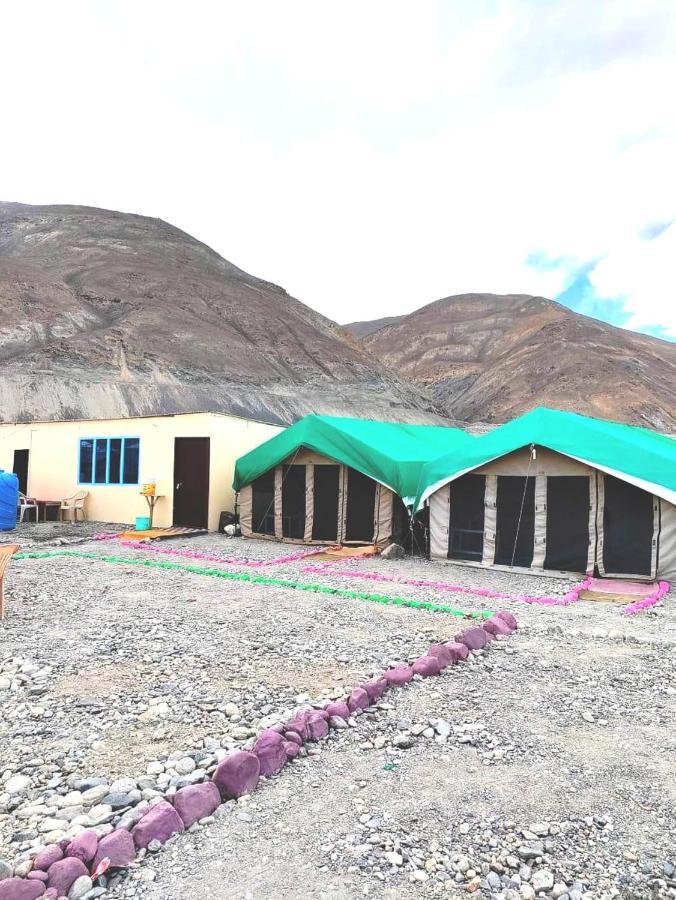 Pangong Delight Camps And Cottages Spangmik Екстериор снимка